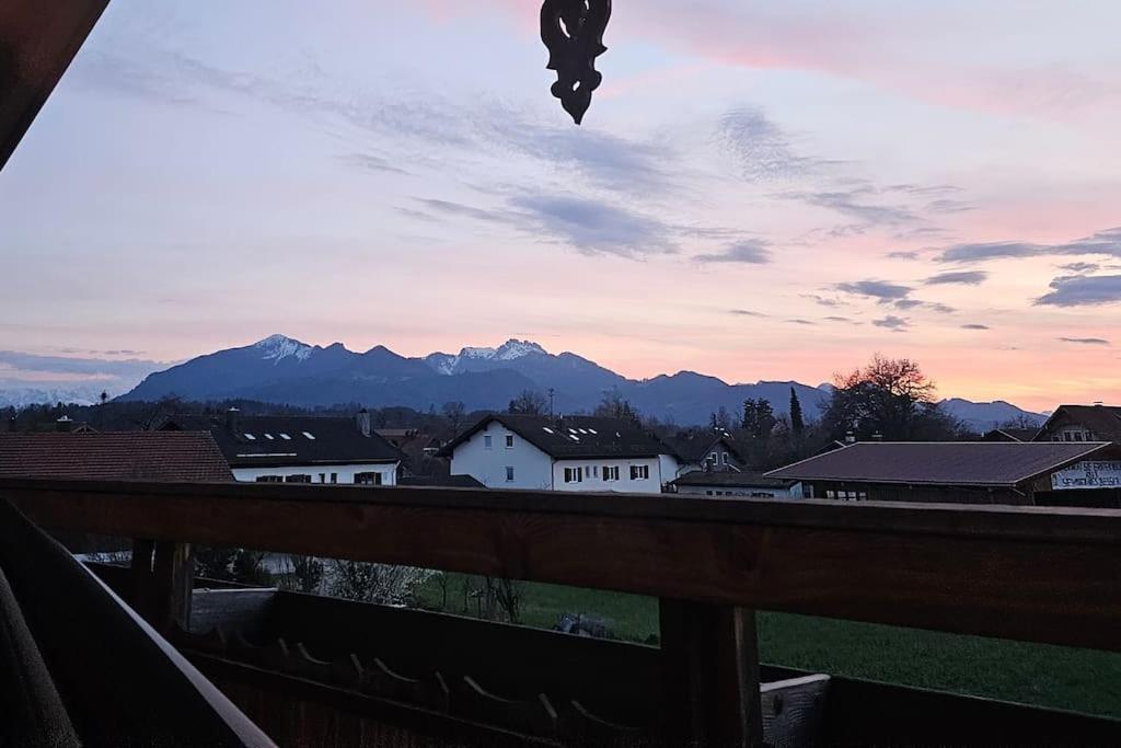 شقة Thronvomchiemgau Übersee المظهر الخارجي الصورة