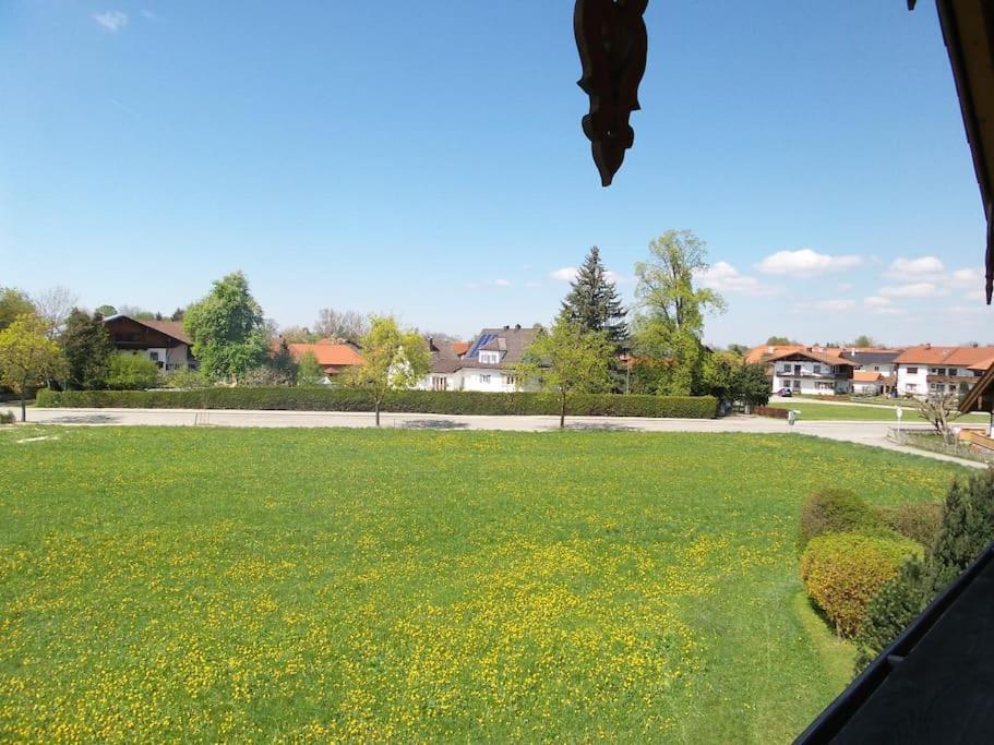 شقة Thronvomchiemgau Übersee المظهر الخارجي الصورة